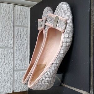 Women's Ferca 81 leather shoes with heel size 9.5